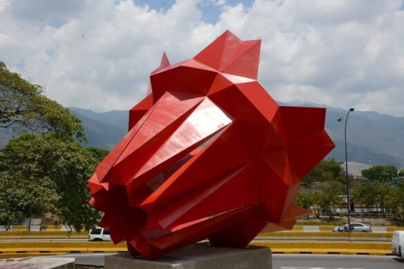 Las esculturas en Caracas