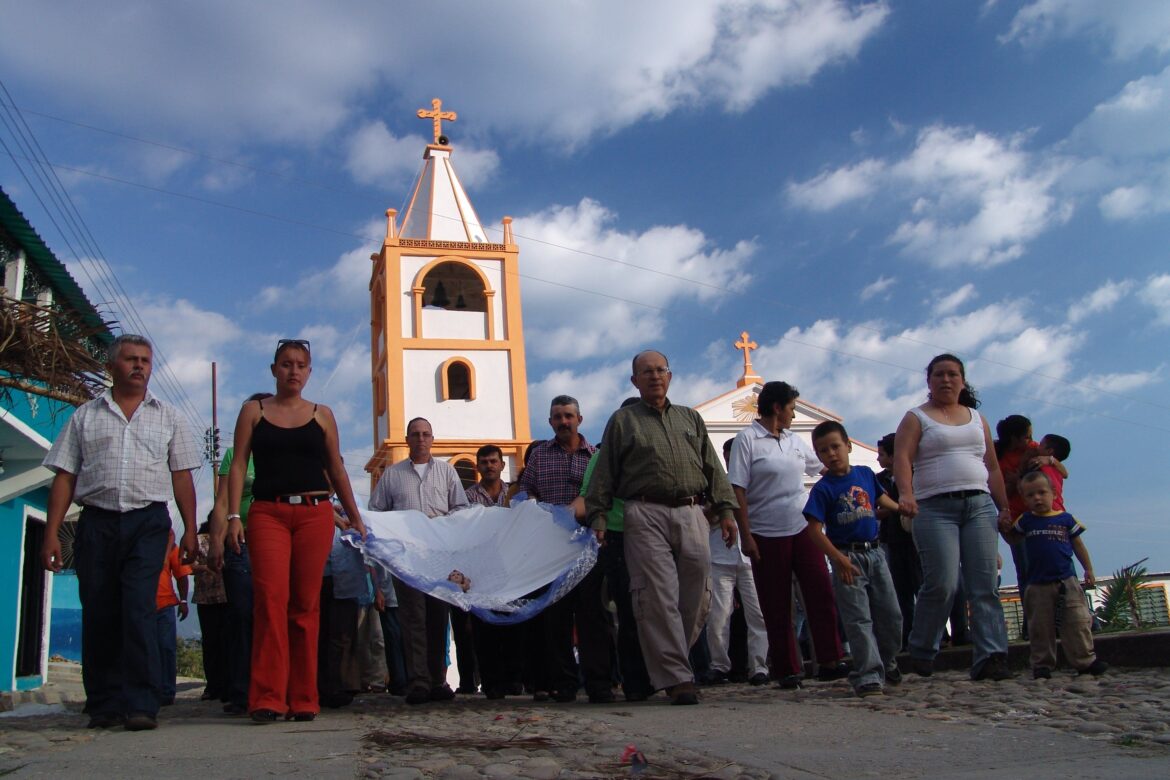 La Paradura del Niño, una tradición andina
