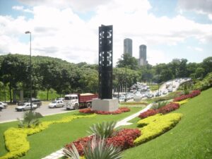 Plaza Venezuela un espacio de arte para la vida