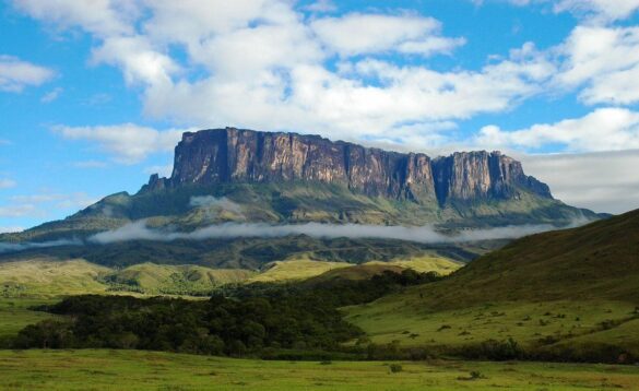 Roraima: El “gran verde azulado” de la “casa de los dioses”