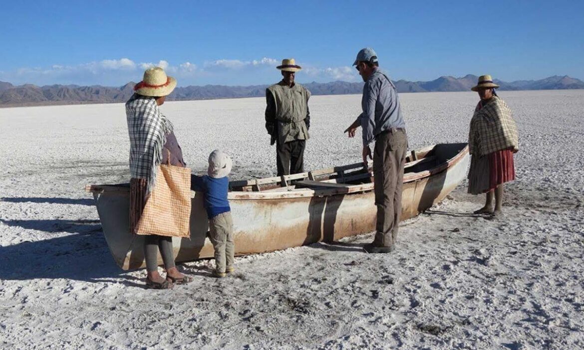 Cómo el lago Poopó pasó a ser un desierto