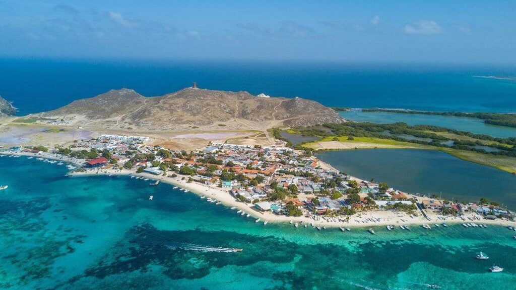 El archipiélago Los Roques y sus paradisíacos escenarios