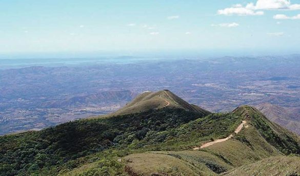 El Monumento Natural Juan Germán Roscio o Cerro Platillón