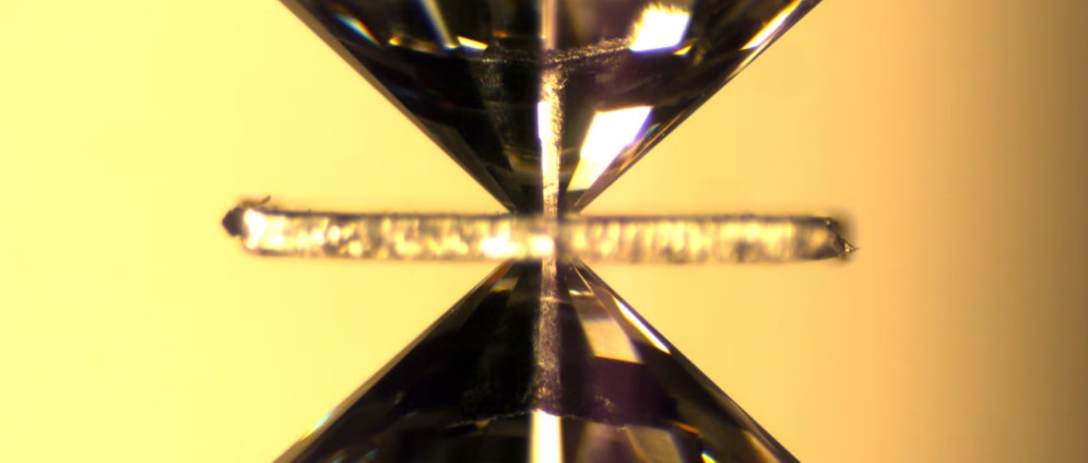 haiman-el-troudi-metal-con-conductividad-y-polaridad-interna-cloruro-de-magnesio-1 El metal revolucionario con conductividad y polaridad interna: cloruro de magnesio Mg₃Cl₇