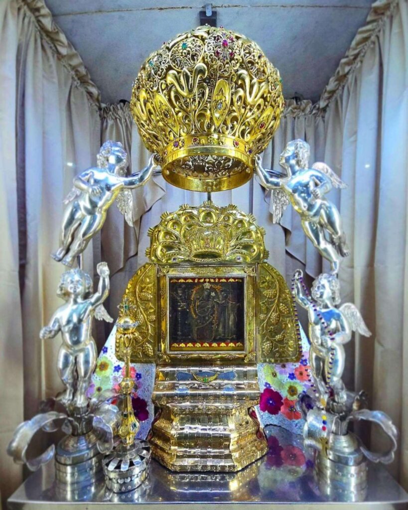 El valor de las joyas de la Chinita reside en la fe y el amor de su pueblo