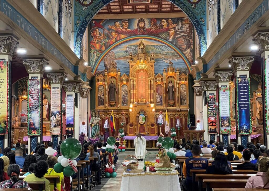 Estampas decembrinas: misas de aguinaldo y misa de gallo