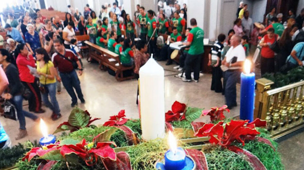 Estampas decembrinas: misas de aguinaldo y misa de gallo