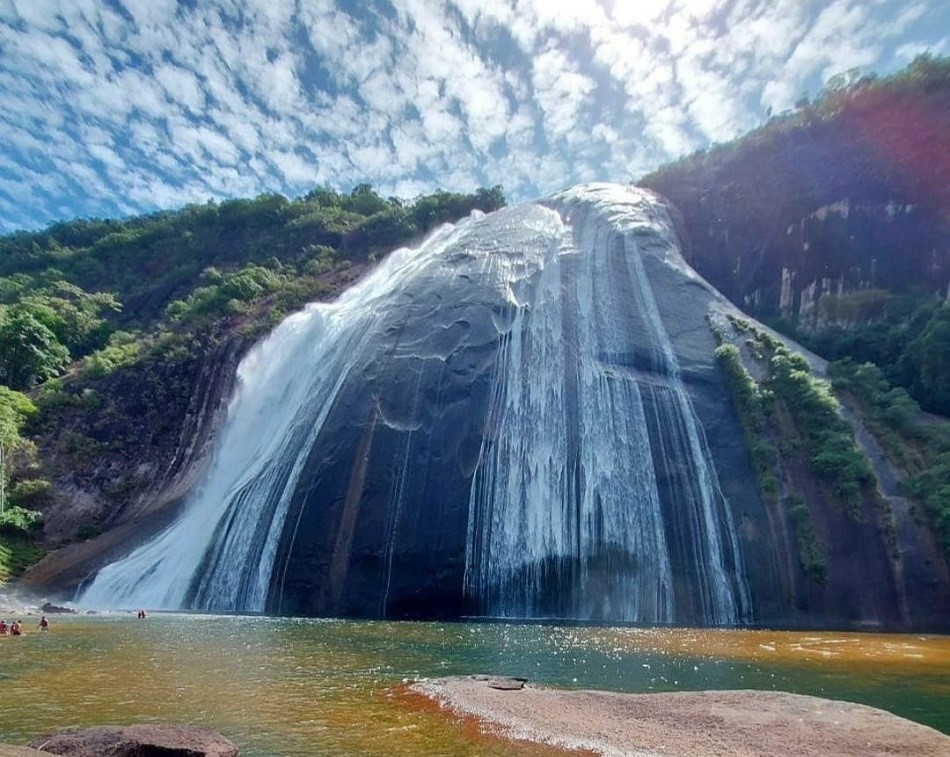 El Salto Duruhuäyä, un tesoro del territorio ancestral Wotjuja