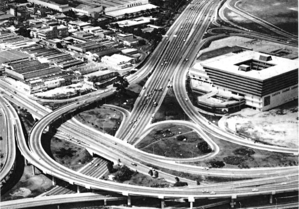 Distribuidor El Ciempiés, una de las obras más emblemáticas de la Caracas moderna